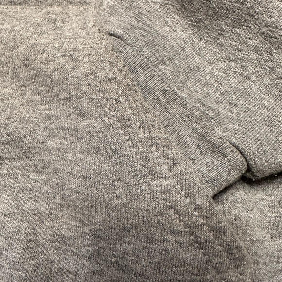 Gray University of Mary Washington hoodie. Size L - Picture 7 of 7